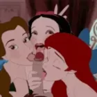 Princesas de contos de fadas pagando boquete